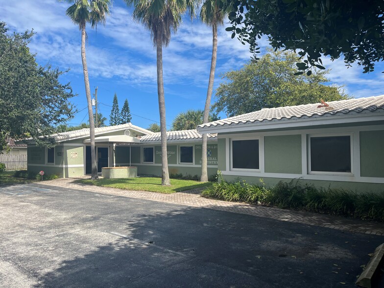 Primary Photo Of 1620 SE 4th Ave, Fort Lauderdale Medical For Sale