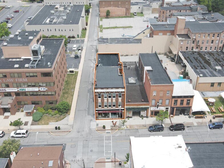 More Photos Of 125 N George St, York Storefront Retail Residential For Lease