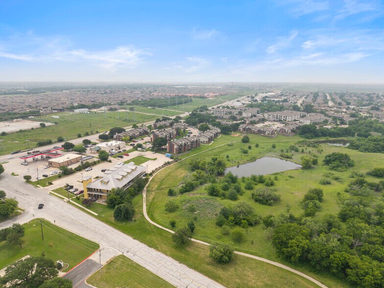 More Photos Of 7105 Golf Club Dr, Fort Worth Storefront Retail Office For Lease