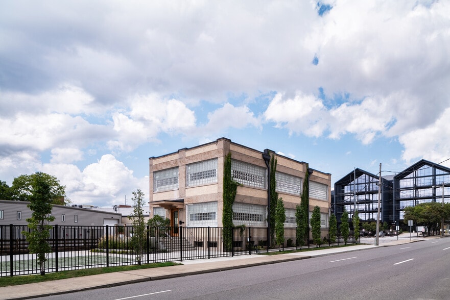 More Photos Of 1219 4th Ave S, Nashville Office For Lease