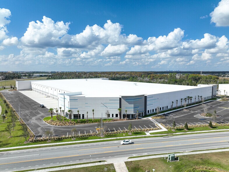 More Photos Of 7150 LeeVista Blvd, Orlando Unknown For Lease