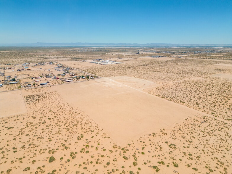 More Photos Of TBD Slippery Rock Road Rd, El Paso Land For Sale