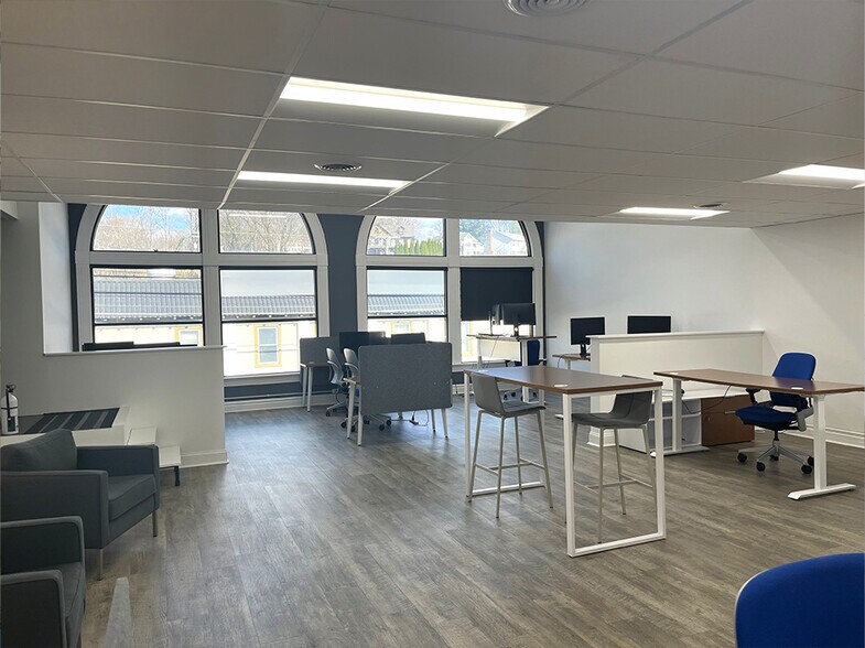 More Photos Of 7564 Main St, Sykesville Storefront Retail Office For Sale