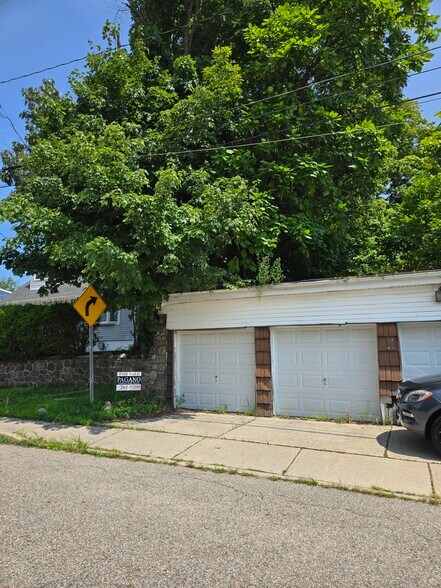 More Photos Of 13 Arch St, Butler Parking Lot For Sale