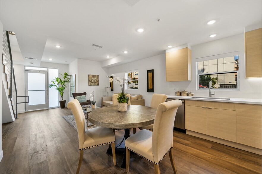 More Photos Of 1245 N New Hampshire Ave, Los Angeles Apartments For Sale