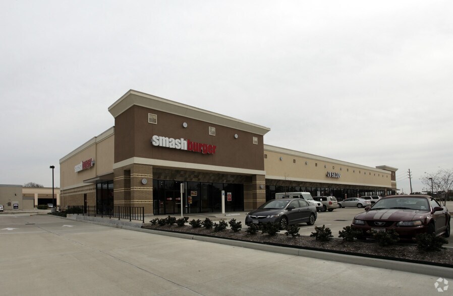 More Photos Of 1635 Eldridge Pky, Houston Freestanding For Lease