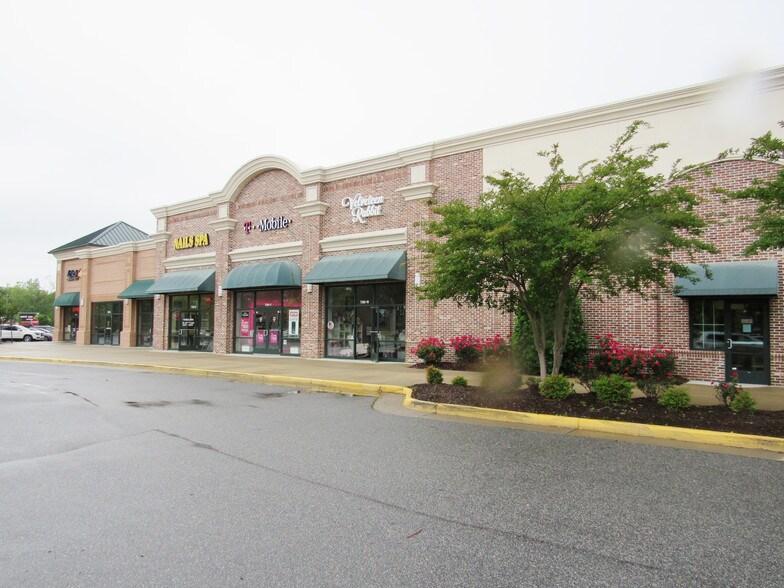 Primary Photo Of 5860 Harbour View Blvd, Suffolk Unknown For Lease