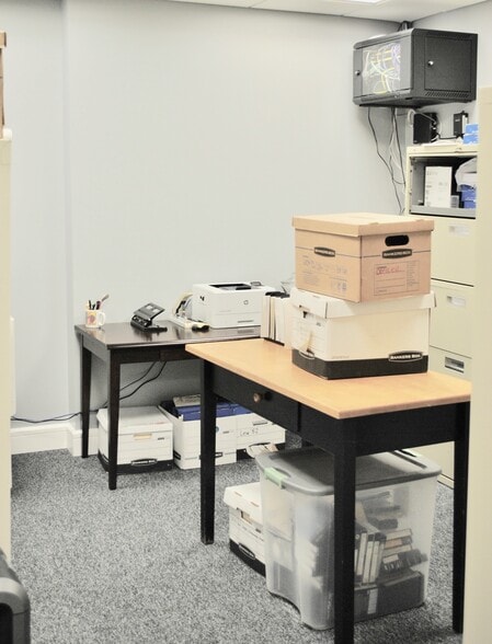 More Photos Of 60 Arch St, Greenwich Loft Creative Space For Lease