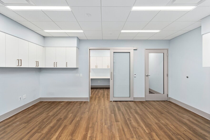 More Photos Of 4359 Greco Dr, San Antonio Medical For Lease