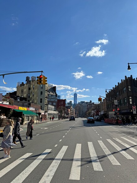 More Photos Of 91-95 7th Ave S, New York Restaurant For Lease