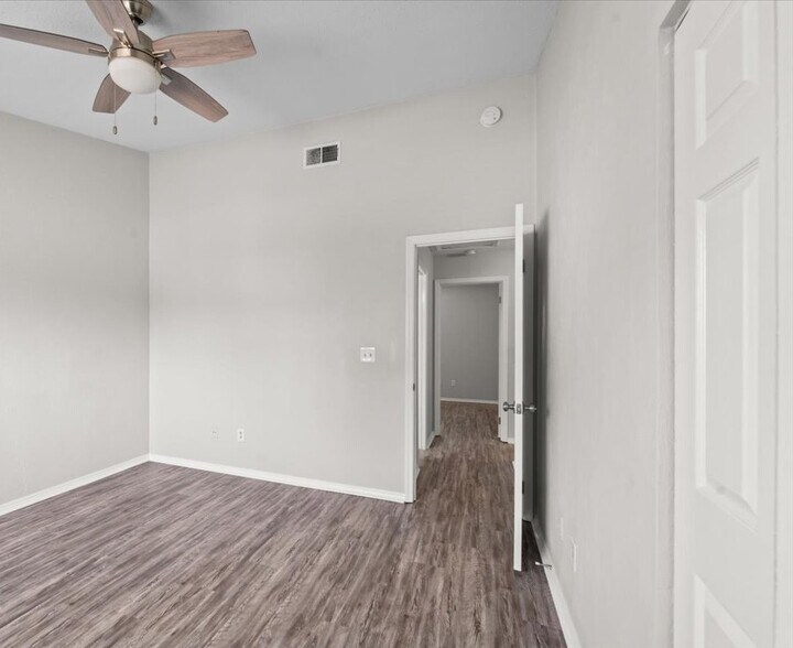 More Photos Of 480 Reed Canal Rd, South Daytona Apartments For Sale