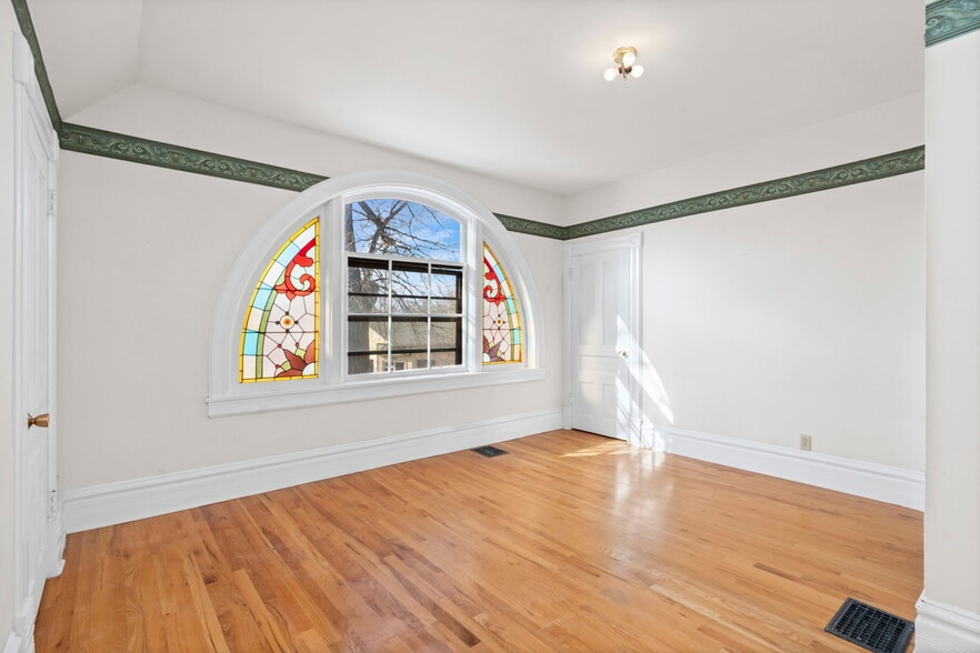 More Photos Of 2103 Evans Ave, Cheyenne Office For Lease