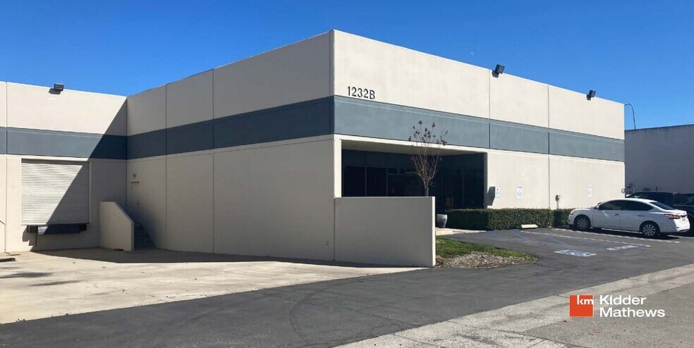 Primary Photo Of 1232 Simpson Way, Escondido Warehouse For Lease