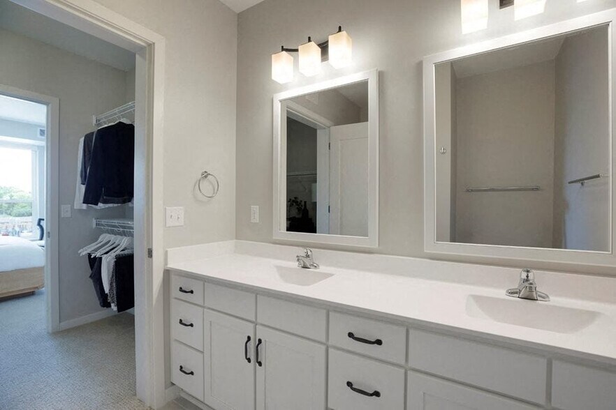 More Photos Of 1700 Plymouth Rd, Minnetonka Apartments For Lease