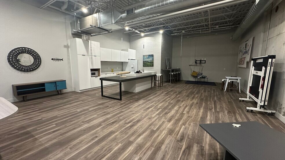 More Photos Of 3098 S Highland Dr, Salt Lake City Office For Lease