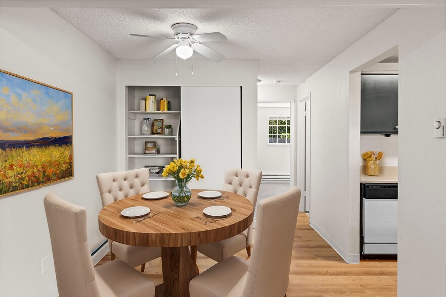 More Photos Of 219 5th Ave NE, Puyallup Apartments For Sale