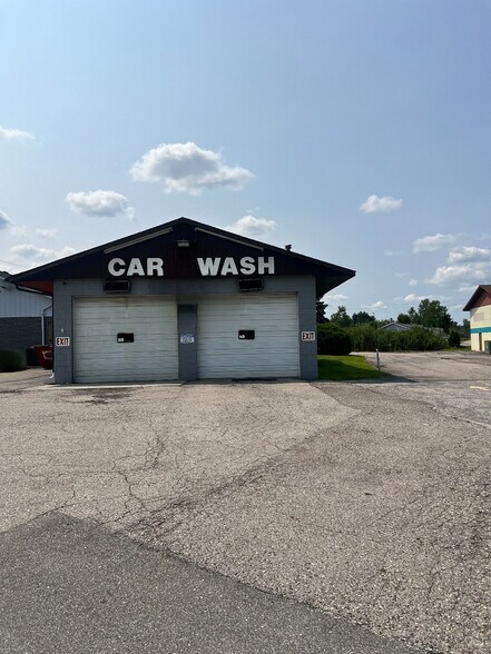 More Photos Of 1001 Huron Blvd, Marysville Carwash For Lease