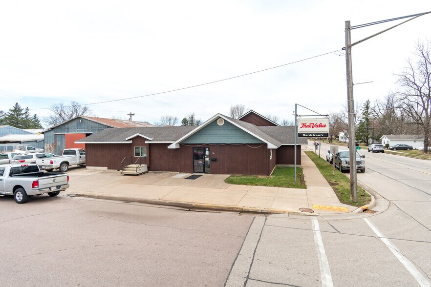 Primary Photo Of 101 Tanner St, Melrose Freestanding For Sale