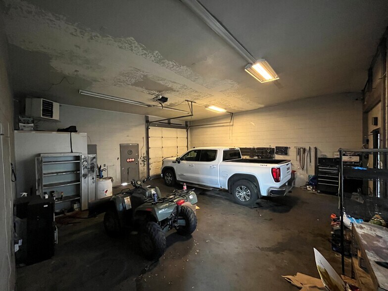 More Photos Of 1695 N State St, Provo Freestanding For Lease