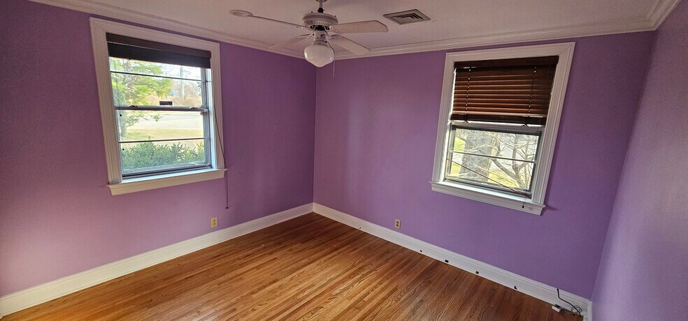 More Photos Of 2709 Bransford Ave, Nashville Office Residential For Sale