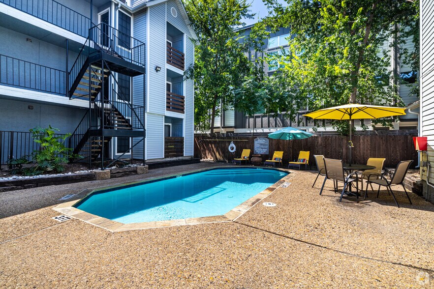 More Photos Of 4919 Belmont Ave, Dallas Apartments For Sale