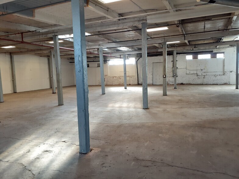 Primary Photo Of 3600-3620 S Iron St, Chicago Warehouse For Lease