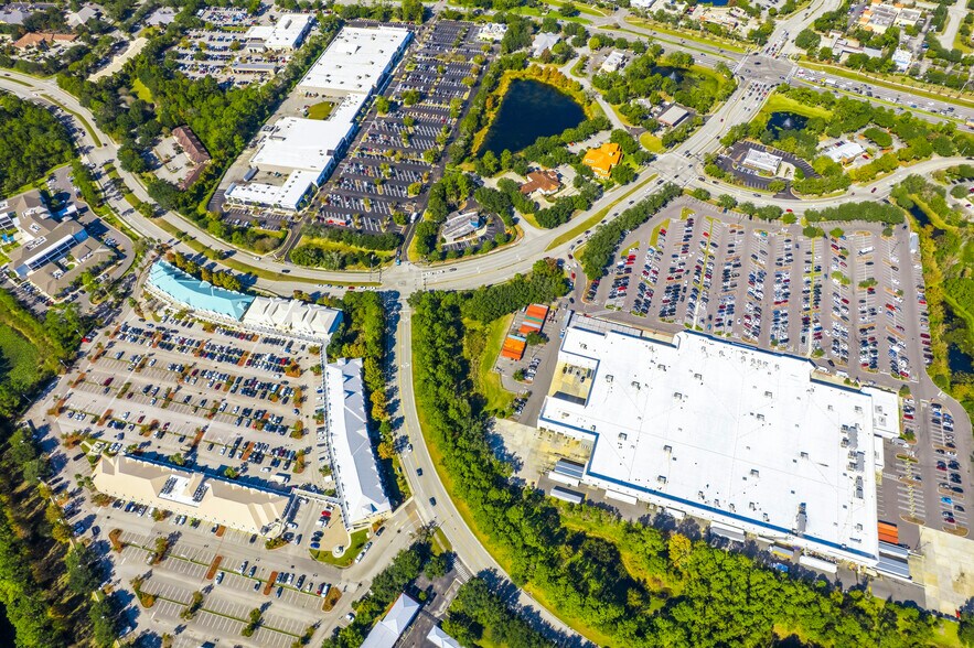 More Photos Of 160 Cypress Point Pky, Palm Coast General Retail For Sale