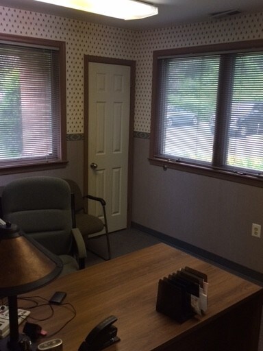 More Photos Of 402 Middletown Blvd, Langhorne Medical For Lease