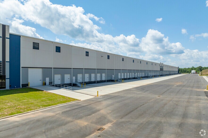 More Photos Of 0 NC Hwy 16, Denver Unknown For Lease