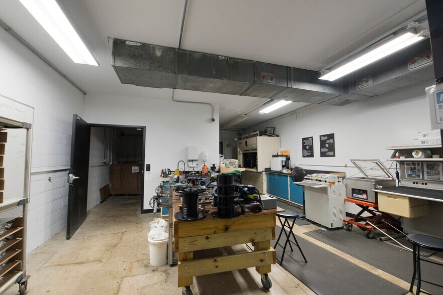 More Photos Of 6141 Avery Rd, Dublin Warehouse For Sale