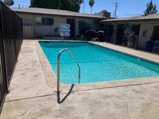 More Photos Of 1152-1168 Villa St, Riverside Apartments For Sale