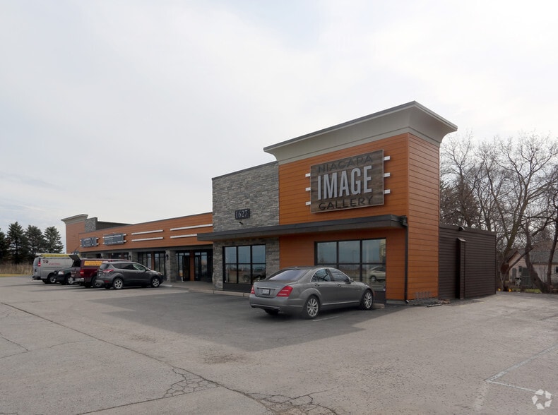 More Photos Of 1627 Niagara Stone Rd, Niagara Falls Freestanding For Lease