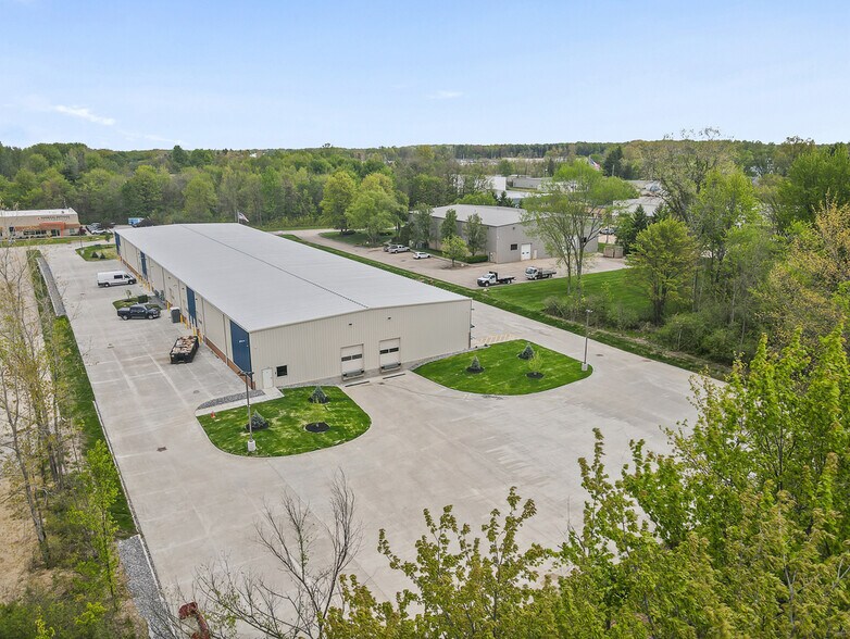 More Photos Of 2844 Westway Drive, Brunswick Warehouse For Lease