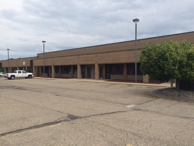 More Photos Of 2450 Delhi Commerce Dr, Holt Office For Lease