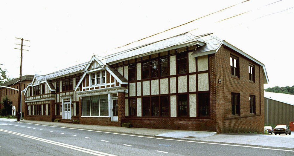 More Photos Of 55 Bryant Ave, Roslyn Office For Sale