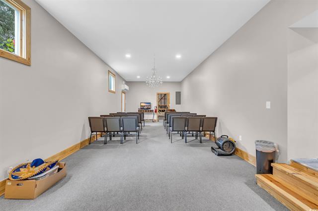 More Photos Of 53 Garden Ave, Georgetown Warehouse For Sale