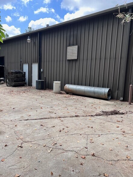 More Photos Of 360 Sharon Industrial Way, Suwanee Flex For Lease