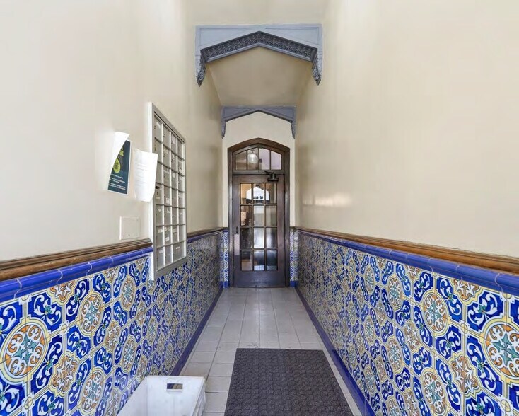 More Photos Of 1312-1316 E 53rd St, Chicago Apartments For Sale