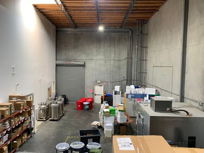 More Photos Of 8430 Juniper Creek Ln, San Diego Manufacturing For Sale