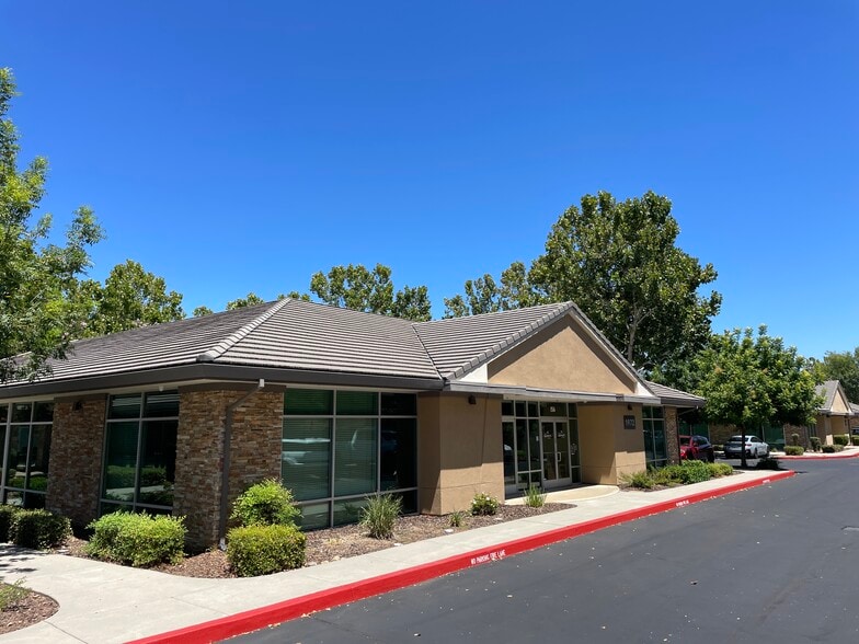 More Photos Of 1972 Del Paso Rd, Sacramento Medical For Sale