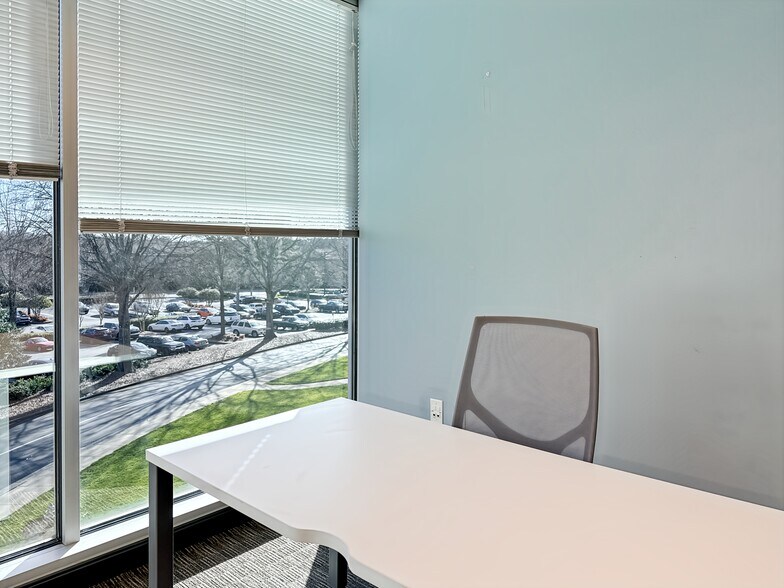More Photos Of 125 Townpark Dr NW, Kennesaw Coworking Space