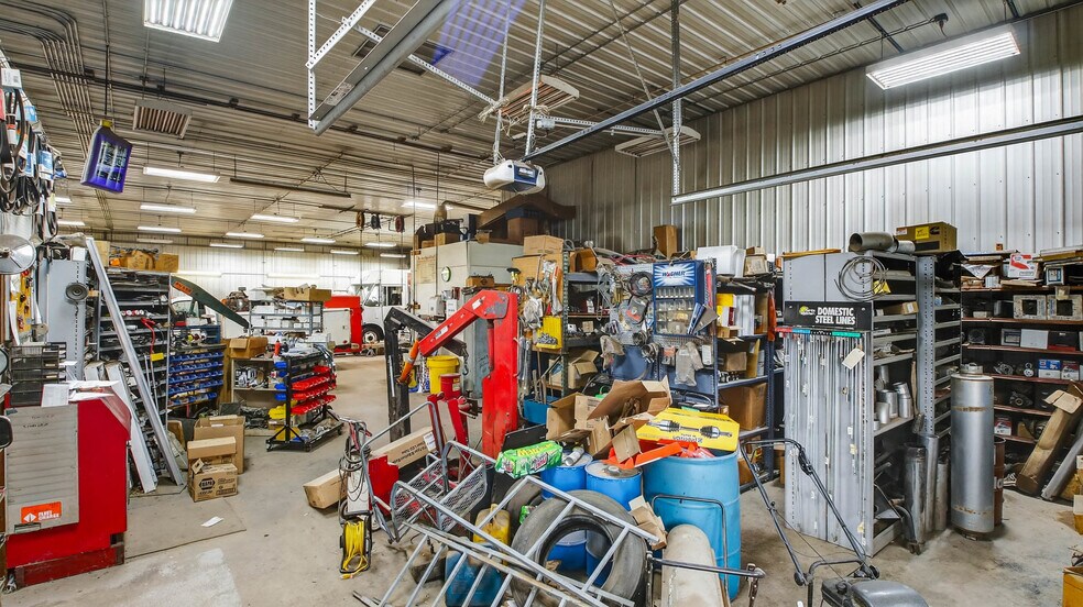 More Photos Of 7918 Partridge Rd, Eau Claire Warehouse For Sale