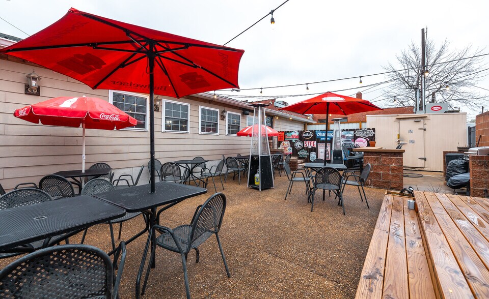 More Photos Of 121 S Smith St, Cuba Restaurant For Sale