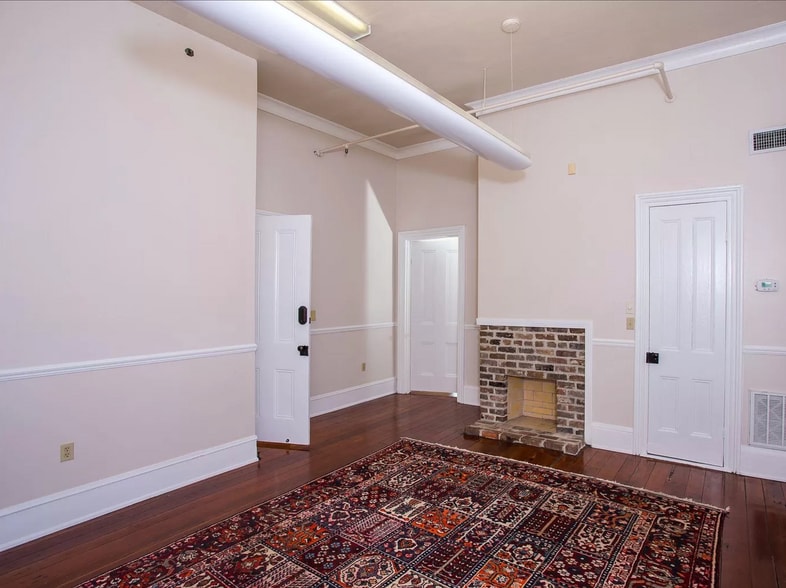 More Photos Of 245 Intendencia St, Pensacola Office Residential For Lease
