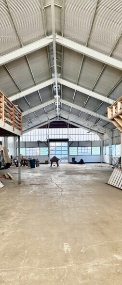 Primary Photo Of 126 E 16th St, Costa Mesa Warehouse For Lease