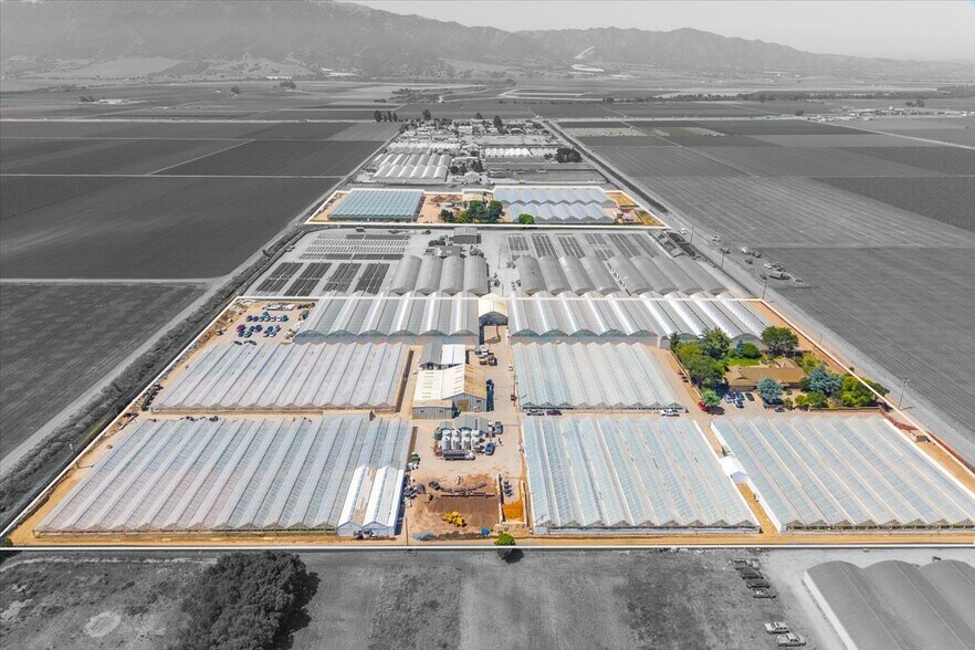 More Photos Of 23820 Potter Rd, Salinas Contractor Storage Yard For Sale