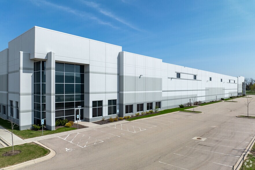 More Photos Of 9605 136th Ave, Kenosha Distribution For Lease