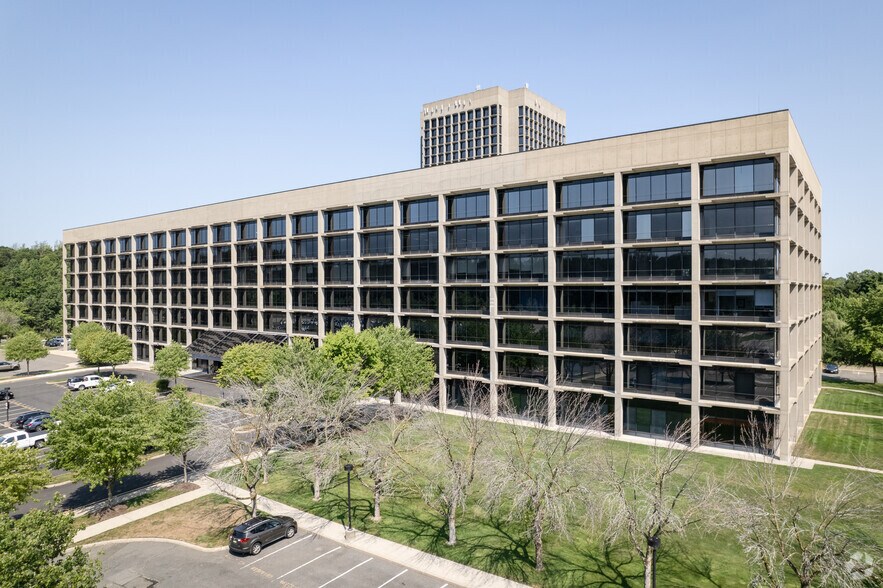 More Photos Of 1 Blue Hill Plz, Pearl River Coworking Space