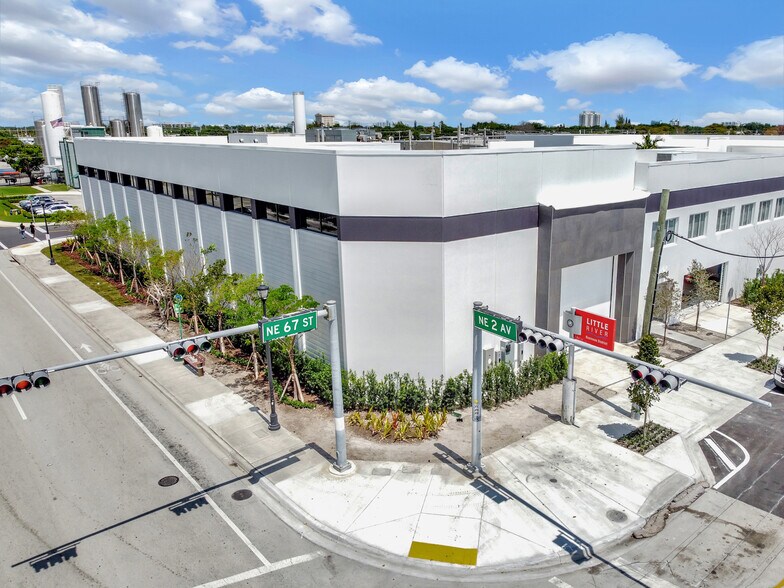 More Photos Of 221 NE 67th St, Miami Warehouse For Sale