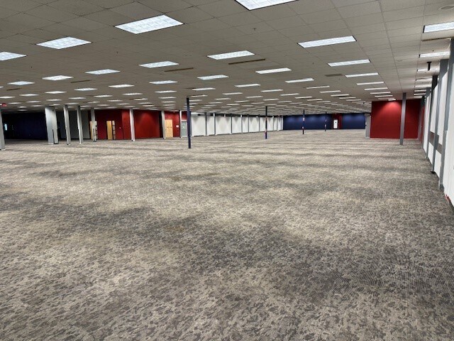 More Photos Of 1720 E Primrose St, Springfield Office For Lease